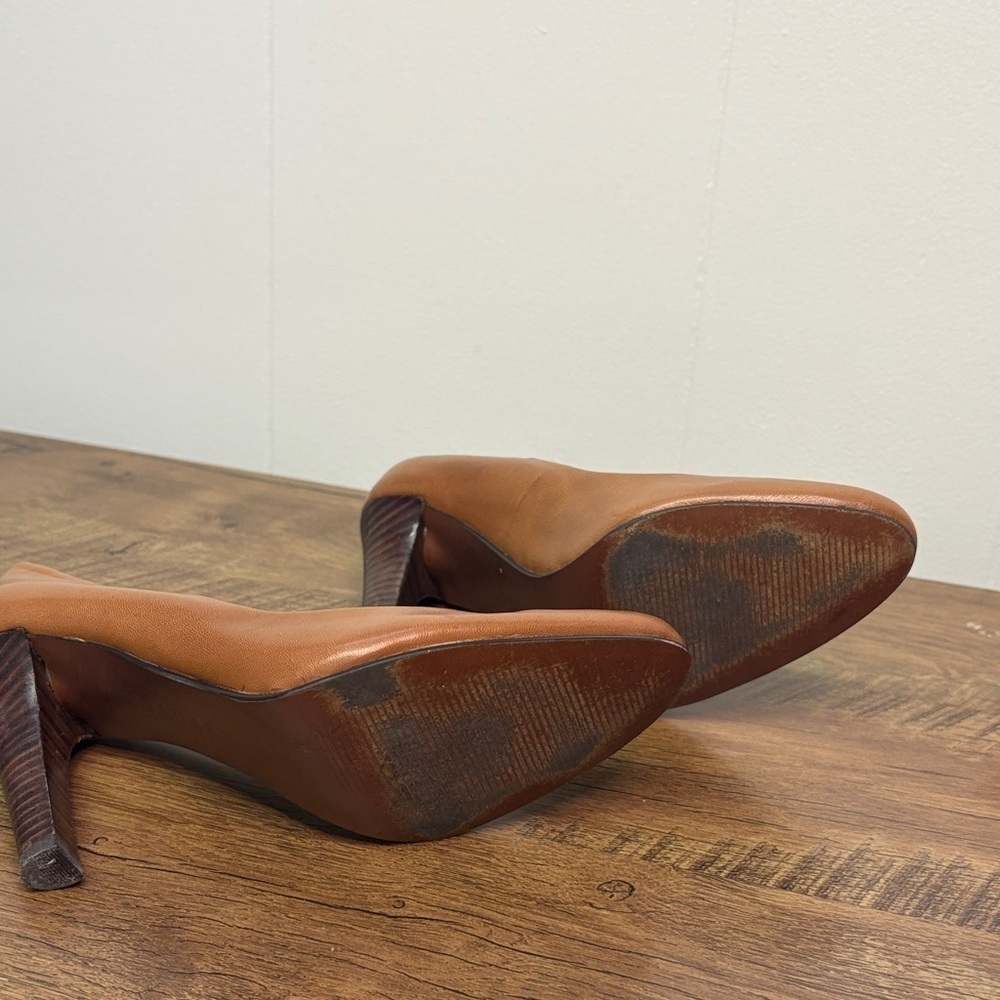 Vintage Lauren by Ralph Lauren Women's Tan Pumps - Picture 7 of 7